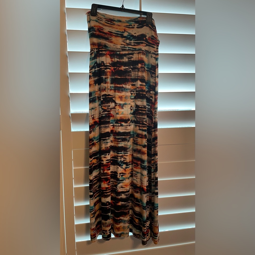 Long Skirt